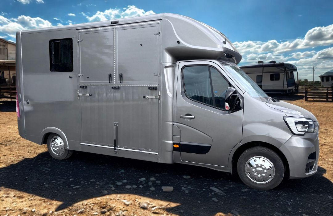 Chaigley Stallion Horsebox in Silver (1080 x 700 px)