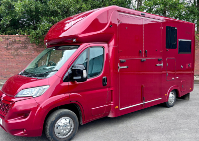 Chaigley Weekender Horsebox in Red