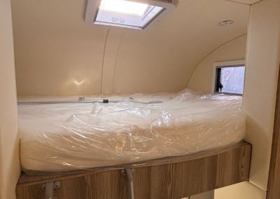 Chaigley Voyager 7.5 t Horsebox - double bed above cab