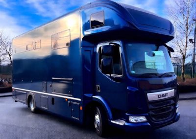 Chaigley Voyager 7.5 tonne Horsebox in metallic blue