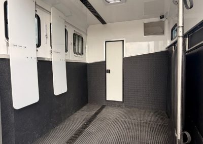Chaigley Explorer Horsebox - horse area